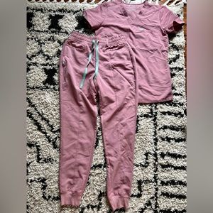 Mineral Mauve Figs Set